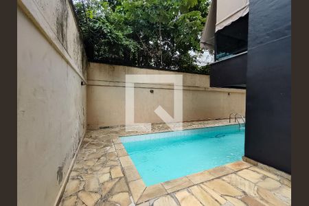 Apartamento à venda com 200m², 3 quartos e 2 vagasÁrea comum - Piscina