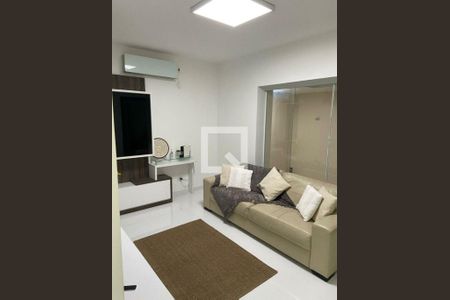 Casa à venda com 3 quartos, 200m² em Super Quadra Morumbi, São Paulo