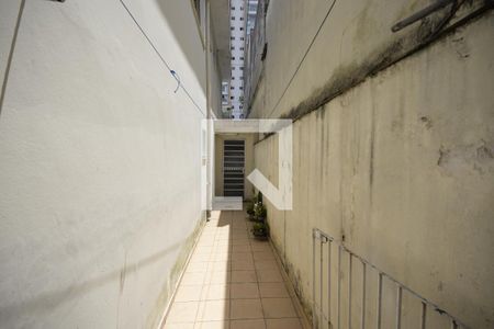 Casa à venda com 160m², 5 quartos e 2 vagasCorredor Quintal