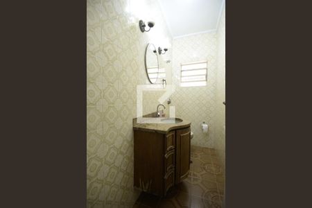 Casa à venda com 160m², 5 quartos e 2 vagasLavabo