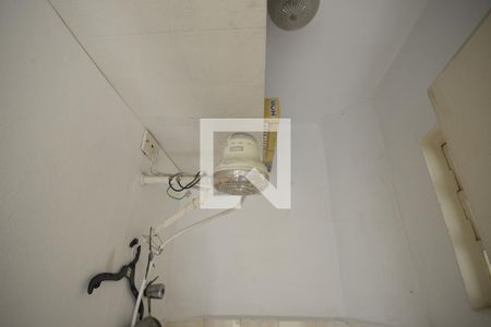 Casa à venda com 160m², 5 quartos e 2 vagasBanheiro de Serviço