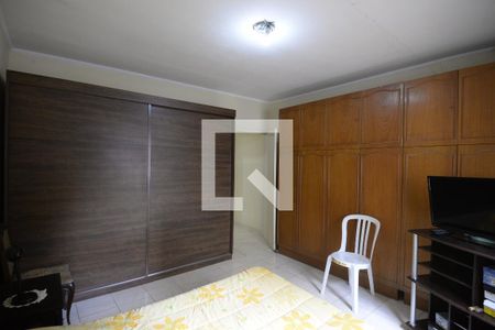 Casa à venda com 160m², 5 quartos e 2 vagasQuarto 3