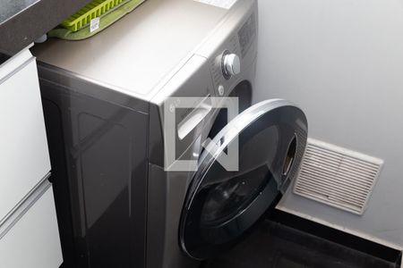 Apartamento à venda com 65m², 2 quartos e 1 vagaÁrea de Serviço