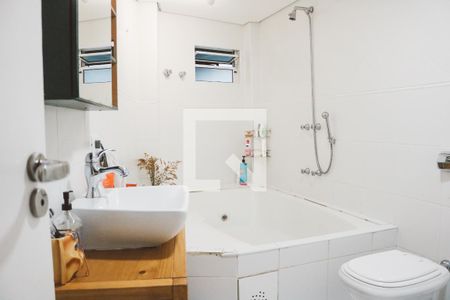 Apartamento à venda com 130m², 3 quartos e sem vagaBanheiro da Suíte