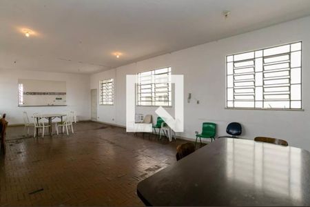 Apartamento à venda com 130m², 3 quartos e sem vagaÁrea comum - Salão de festas