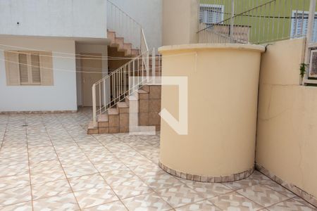 Casa à venda com 228m², 4 quartos e 5 vagasÁrea externa 