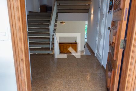 Casa à venda com 228m², 4 quartos e 5 vagasÁrea externa 