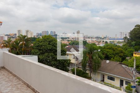 Casa à venda com 228m², 4 quartos e 5 vagasVaranda Quarto 4