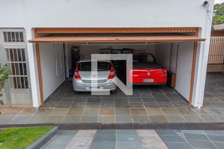 Casa à venda com 228m², 4 quartos e 5 vagasÁrea externa 