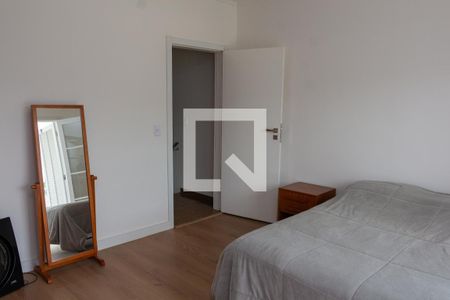 Casa à venda com 228m², 4 quartos e 5 vagasQuarto 4