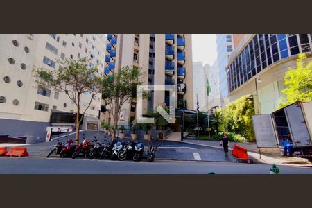 Apartamento para alugar com 48m², 1 quarto e 1 vagaFachada