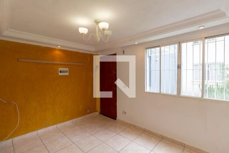 Sala  de apartamento para alugar com 2 quartos, 48m² em Conjunto Habitacional Padre José de Anchieta, São Paulo