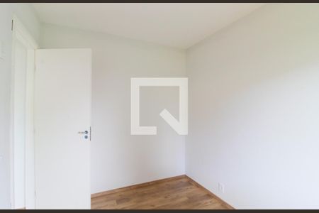Quarto 2 de apartamento para alugar com 2 quartos, 46m² em Barro Branco, Cotia