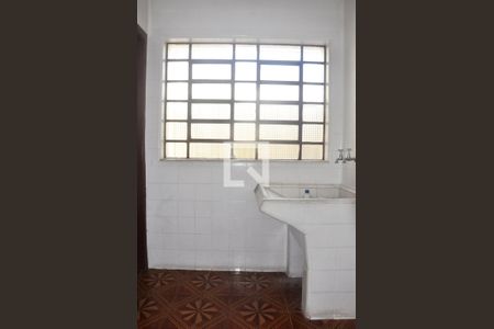 Casa à venda com 240m², 4 quartos e 4 vagasLavanderia (Torneira)