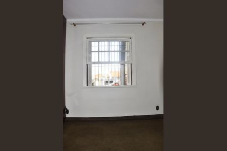 Casa à venda com 240m², 4 quartos e 4 vagasQuarto 3 - Armários