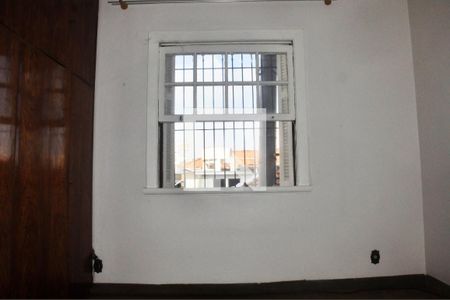 Casa à venda com 240m², 4 quartos e 4 vagasQuarto 3 - Armários