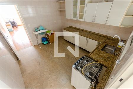 Casa à venda com 100m², 2 quartos e 2 vagas Casa à venda com 100m², 2 quartos e 2 vagasCozinha