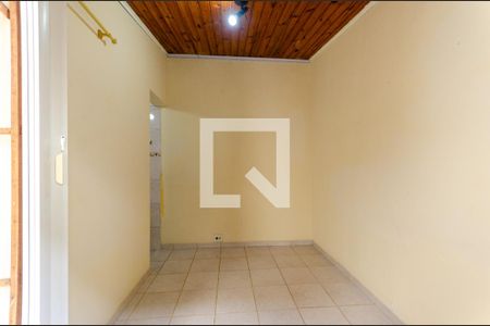 Casa à venda com 100m², 2 quartos e 2 vagas Casa à venda com 100m², 2 quartos e 2 vagasQuarto de Serviço