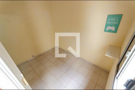 Casa à venda com 100m², 2 quartos e 2 vagas Casa à venda com 100m², 2 quartos e 2 vagasQuarto de Serviço