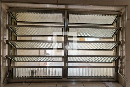 Casa à venda com 100m², 2 quartos e 2 vagas Casa à venda com 100m², 2 quartos e 2 vagasCozinha