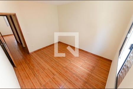 Quarto 1 de casa à venda com 2 quartos, 100m² em Vila São Vicente, São Paulo