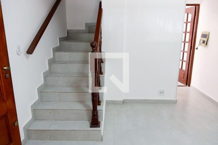 sala de casa para alugar com 2 quartos, 200m² em Jardim Peri, Osasco