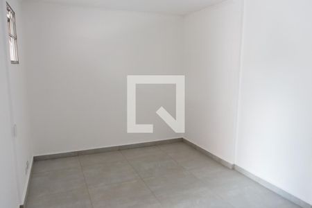 Quarto 2 de casa para alugar com 2 quartos, 200m² em Jardim Peri, Osasco