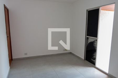 Quarto 2 de casa para alugar com 2 quartos, 200m² em Jardim Peri, Osasco