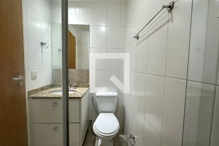 Apartamento para alugar com 65m², 2 quartos e 1 vaga Apartamento para alugar com 65m², 2 quartos e 1 vagaBanheiro Social