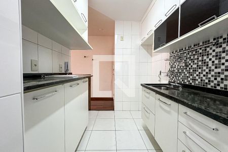 Apartamento para alugar com 65m², 2 quartos e 1 vaga Apartamento para alugar com 65m², 2 quartos e 1 vagaCozinha
