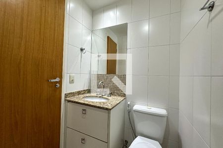 Apartamento para alugar com 65m², 2 quartos e 1 vaga Apartamento para alugar com 65m², 2 quartos e 1 vagaBanheiro Social