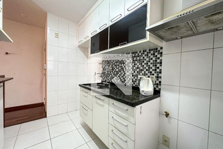Apartamento para alugar com 65m², 2 quartos e 1 vaga Apartamento para alugar com 65m², 2 quartos e 1 vagaCozinha