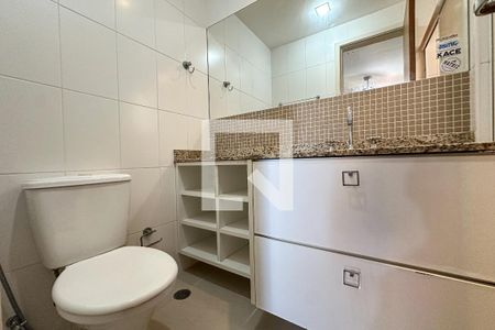 Apartamento para alugar com 65m², 2 quartos e 1 vaga Apartamento para alugar com 65m², 2 quartos e 1 vagaBanheiro do Quarto 2