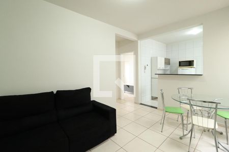 Sala de apartamento para alugar com 2 quartos, 42m² em Gávea, Uberlândia