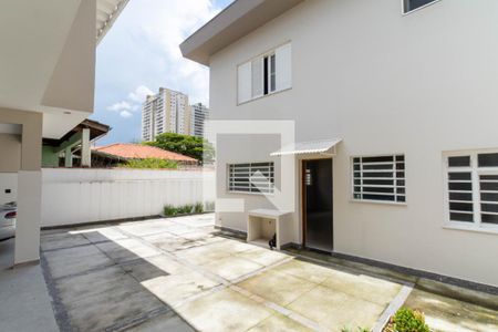 Casa à venda com 328m², 4 quartos e NaN vagas Casa à venda com 328m², 4 quartos e NaN vagasQuintal