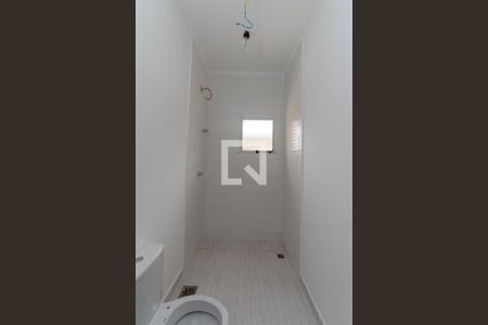 Casa à venda com 328m², 4 quartos e NaN vagas Casa à venda com 328m², 4 quartos e NaN vagasBanheiro 2