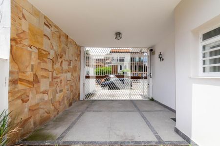 Casa à venda com 328m², 4 quartos e NaN vagas Casa à venda com 328m², 4 quartos e NaN vagasGaragem