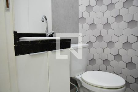 Casa de condomínio à venda com 56m², 2 quartos e 2 vagasLavabo