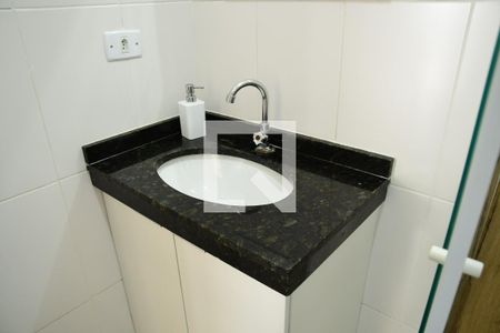 Casa de condomínio à venda com 56m², 2 quartos e 2 vagasBanheiro