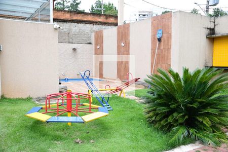 Casa de condomínio à venda com 56m², 2 quartos e 2 vagasÁrea comum - Playground