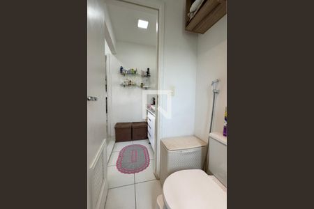 Apartamento à venda com 63m², 2 quartos e 1 vagaBanheiro da Suíte 1