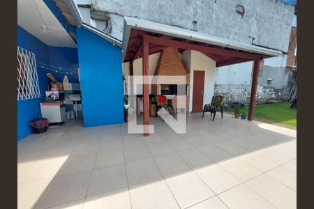 Casa à venda com 120m², 2 quartos e 1 vaga Casa à venda com 120m², 2 quartos e 1 vagaChurrasqueira