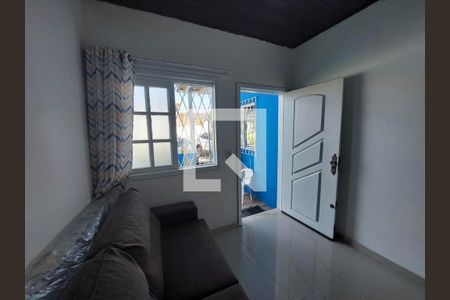 Sala de casa à venda com 2 quartos, 120m² em Cavalhada, Porto Alegre