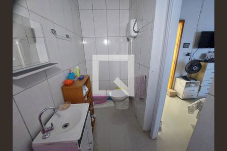 Casa à venda com 120m², 2 quartos e 1 vaga Casa à venda com 120m², 2 quartos e 1 vagaBanheiro da Suite