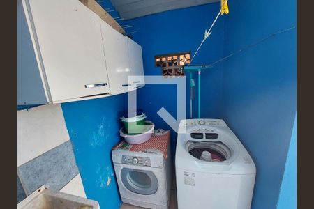 Casa à venda com 120m², 2 quartos e 1 vaga Casa à venda com 120m², 2 quartos e 1 vagaÁrea de serviço