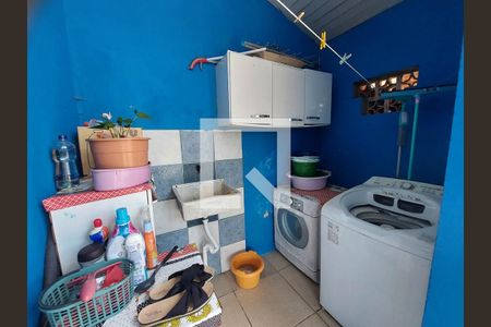 Casa à venda com 120m², 2 quartos e 1 vaga Casa à venda com 120m², 2 quartos e 1 vagaÁrea de serviço