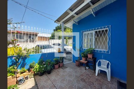 Casa à venda com 120m², 2 quartos e 1 vaga Casa à venda com 120m², 2 quartos e 1 vagaVaranda