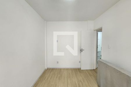 Quarto 1 de apartamento para alugar com 2 quartos, 51m² em Laranjeiras, Rio de Janeiro
