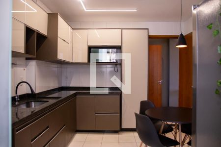 Apartamento para alugar com 116m², 3 quartos e 2 vagasCozinha