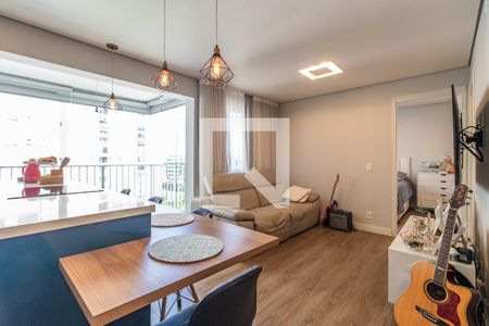 Sala de apartamento para alugar com 1 quarto, 50m² em Alphaville Empresarial, Barueri